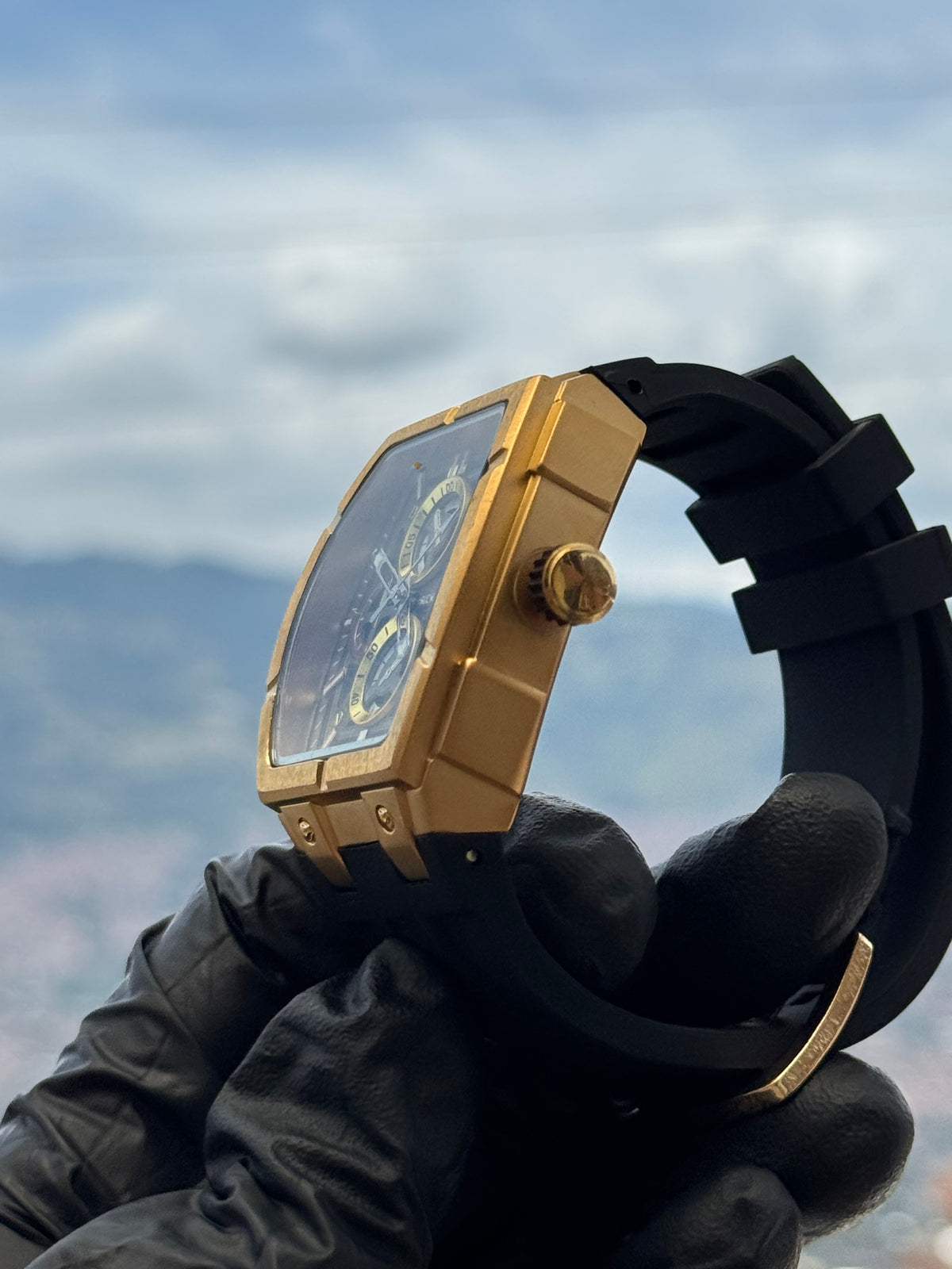 Rchrd Mll Manilla en silicona Negra 🔥 Fondo Dorado💎
