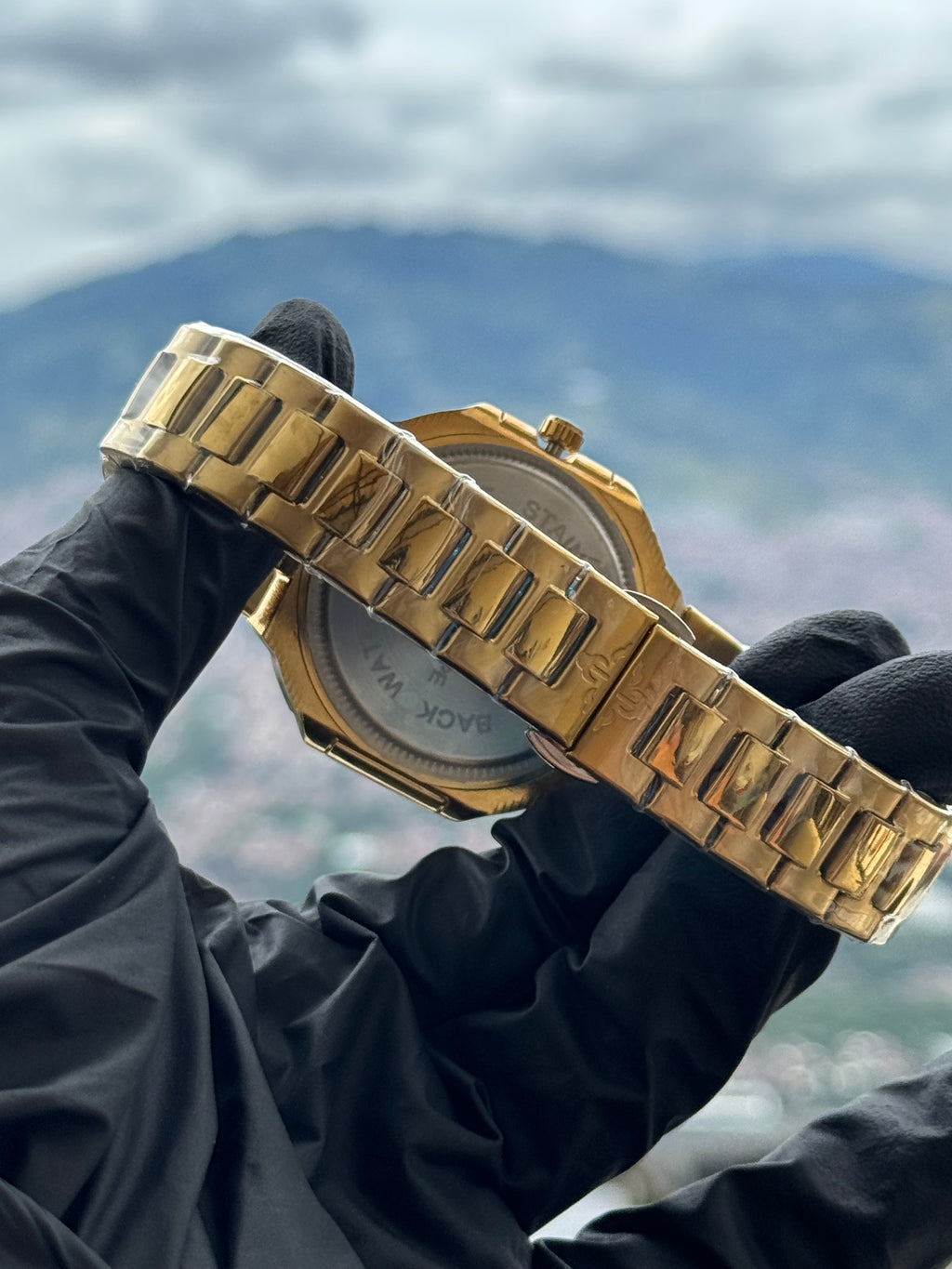 Reloj Dorado💎🔥