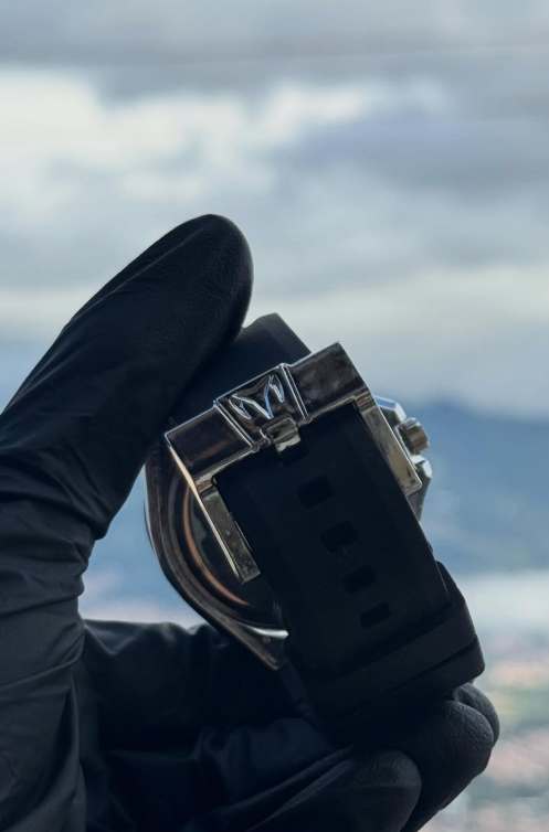 RELOJ NEGRO, BLANCO & PLATEADO | ESTILO QUE DESTACA