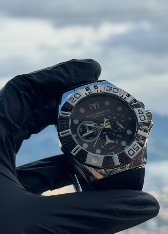 RELOJ NEGRO, BLANCO & PLATEADO | ESTILO QUE DESTACA