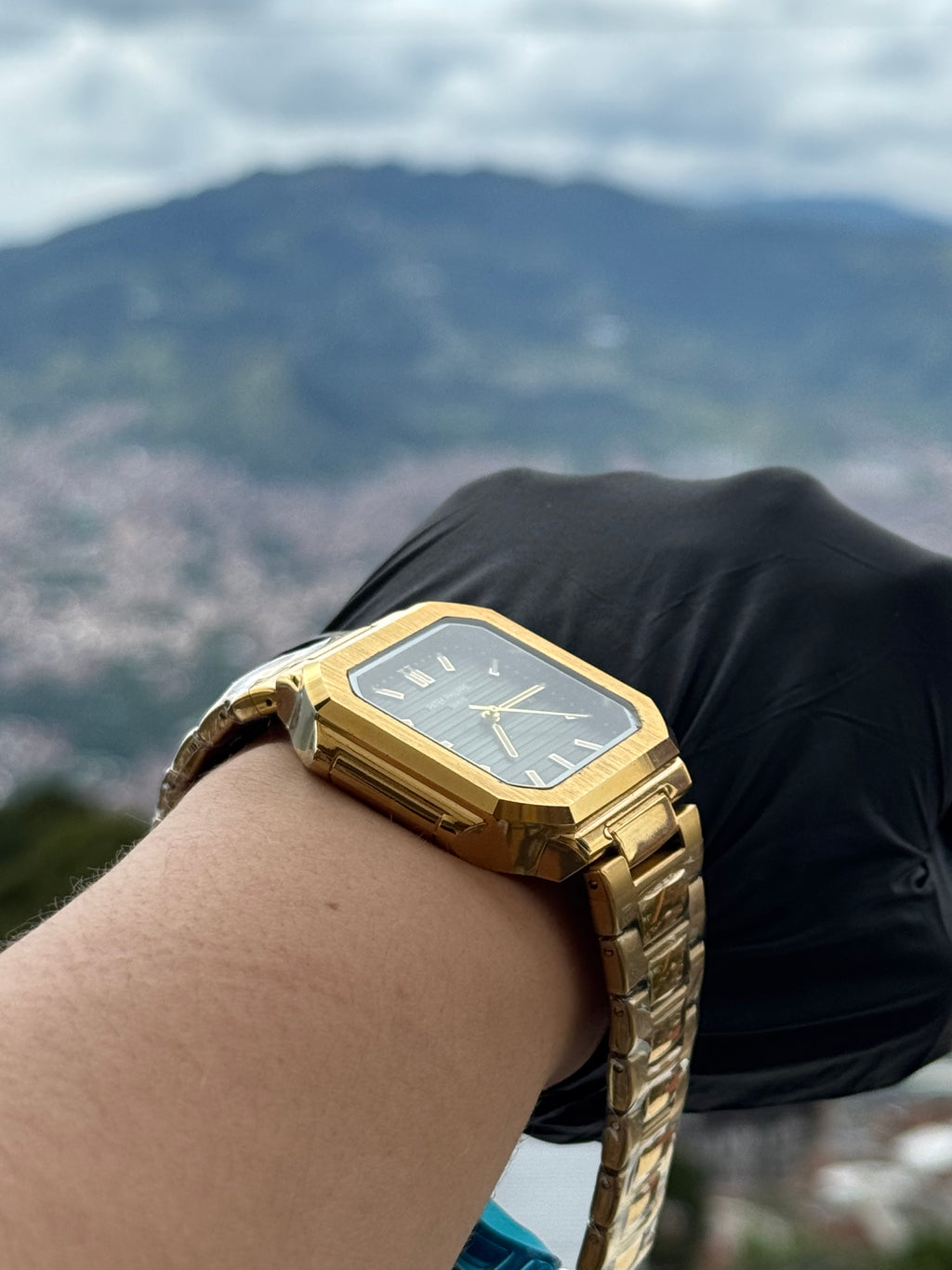 Reloj Dorado💎🔥